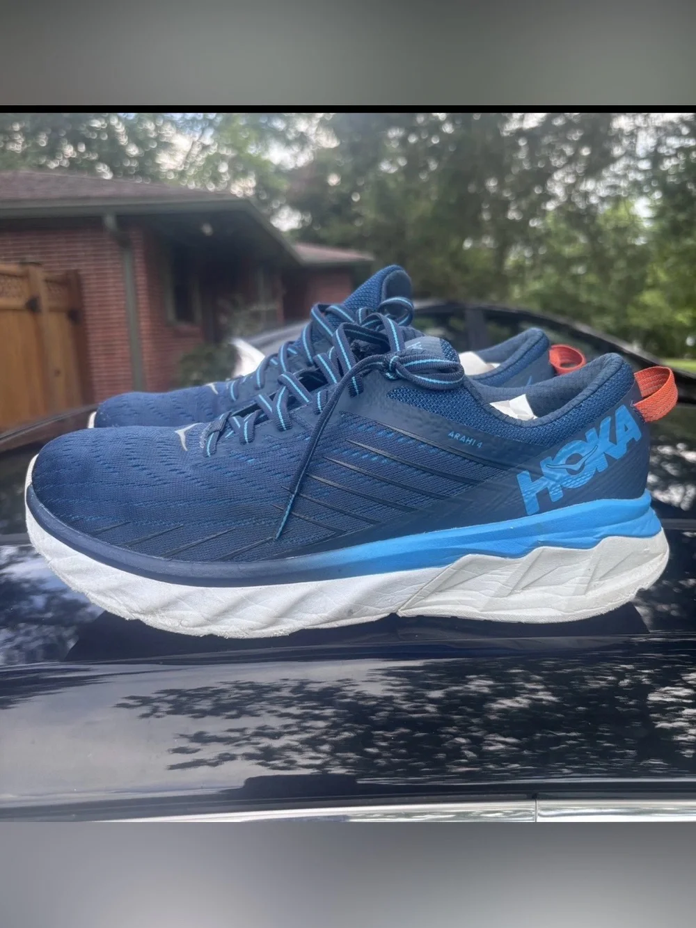HOKA Men's Arahi 4 Navy Running Shoes